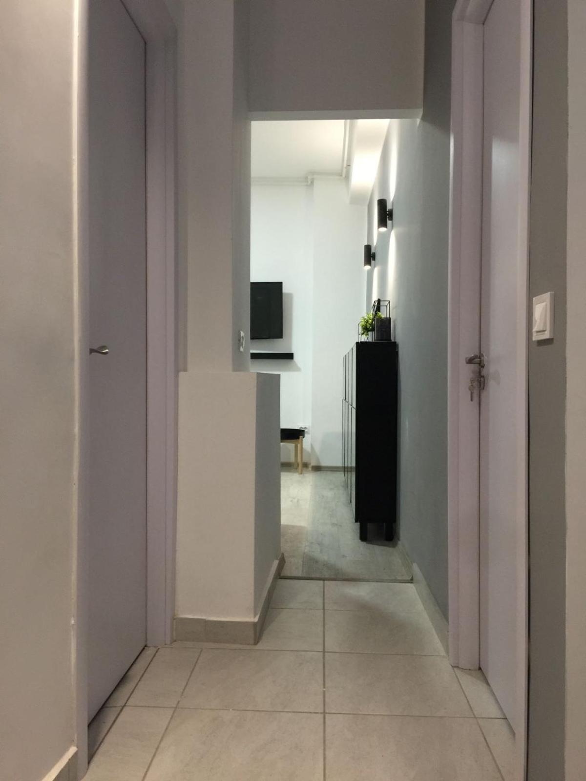 Luxury 2Bdrm Apt ブカレスト エクステリア 写真