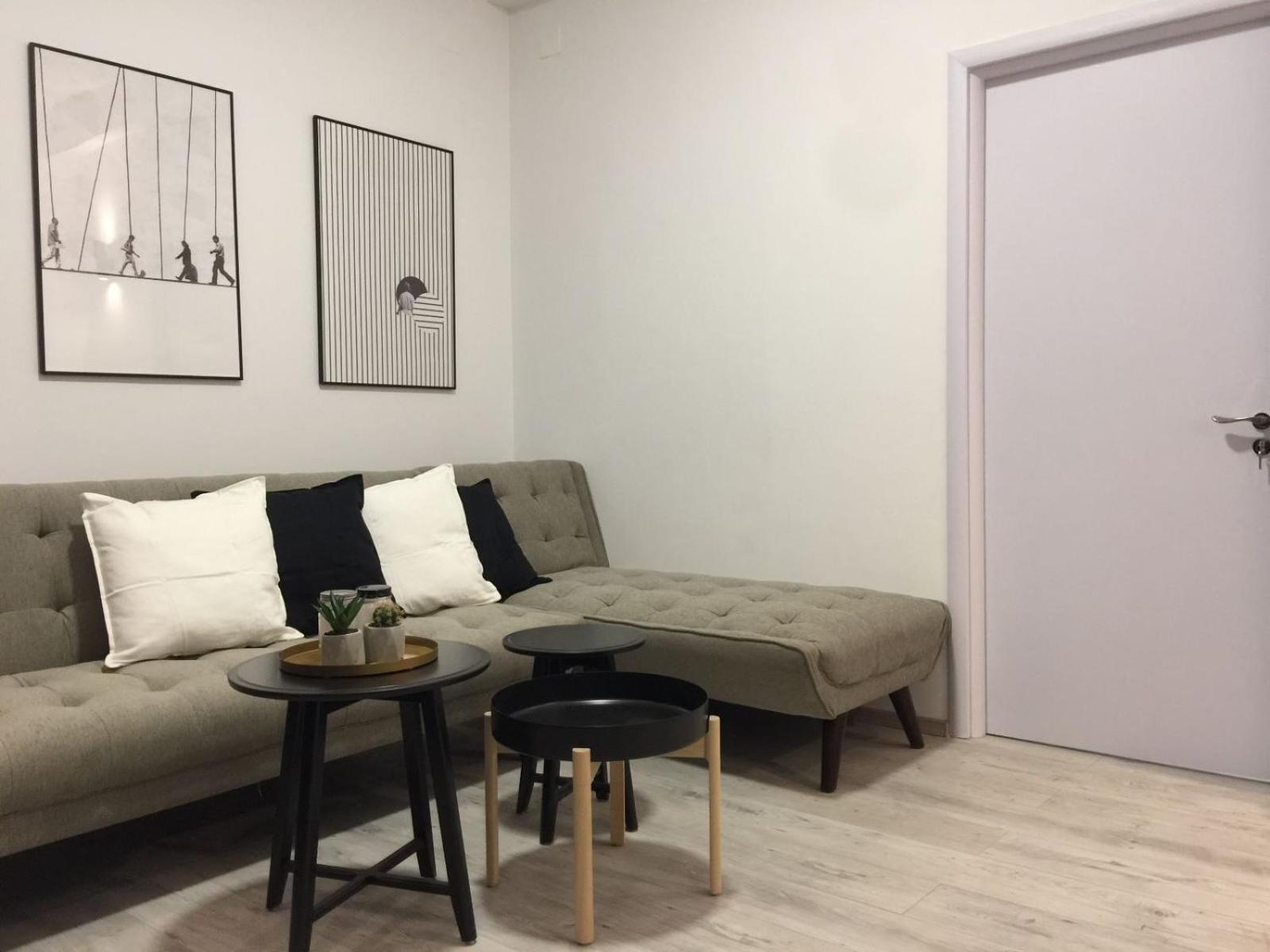 Luxury 2Bdrm Apt ブカレスト エクステリア 写真
